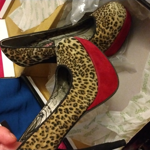 DOLLHOUSE SIZE 5.5 LEOPARD PRINT PUMP - Picture 6 of 17